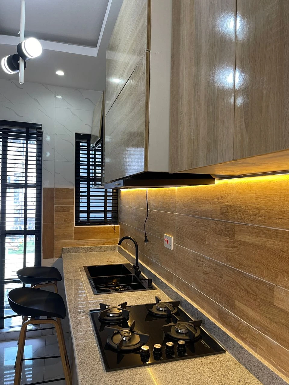 1 Bedroom Apartment  📍Ologolo