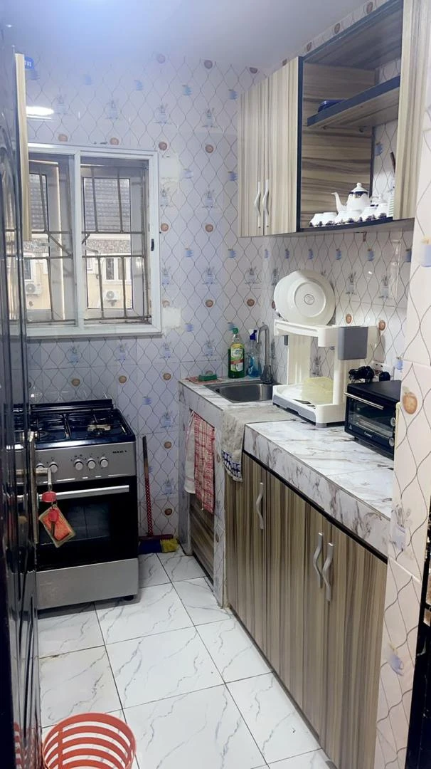 1  Bedroom Apartment 📍 50 Adegoke street off Ilesanmi, Masha Surulere Lagos